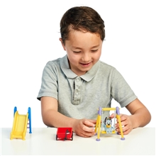 Figurka a hřiště Bluey - Playground Mini Playset