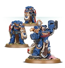 Warhammer 40.000: Marneus Calgar with Victrix Honour Guard