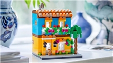 LEGO® 40583 Houses of the World 1