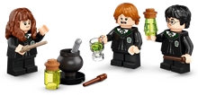 LEGO® Harry Potter™ 76386 Bradavice: omyl s Mnoholičným lektvarem