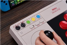 8BitDo Arcade Stick 2.4G (SWITCH/PC)