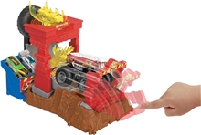 Hot Wheels Monster Trucks ARENA SMASHERS - 5 Alarm Fire Crash Challenge