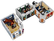 LEGO® Creator Expert 10255: Shromáždění na náměstí