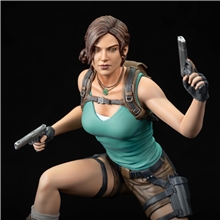 Dark Horse - Tomb Raider Lara Croft PVC Figure (24 cm)