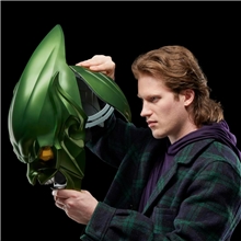 Marvel  Legends Series: Premium Roleplay Replica - Spider-Man: No Way Home Green Goblin Helmet