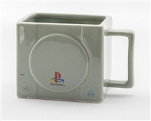 Keramický 3D hrnek Playstation: Console (objem 325 ml)