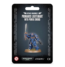 Warhammer 40,000: Space Marine Primaris Lieutenant with Power Sword