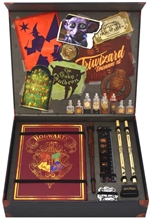 Dárkový set 11 produktů Harry Potter: Barevný znak (29 x 25 x 6 cm)