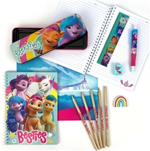 Set školních a psacích pomůcek My Little Pony Můj malý Pony: Besties (sešit, pravítko, plechové pouzdro, guma, ořezávátko, pero, tužka, pastelky)