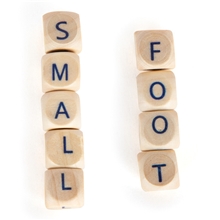 small foot dřevěná hra Tvoření s písmenky