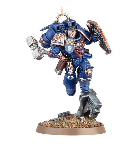 Warhammer 40.000 Space Marines Captain with Jump Pack and Relic Shield