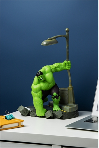 Marvel - Lampička Hulk Diorama